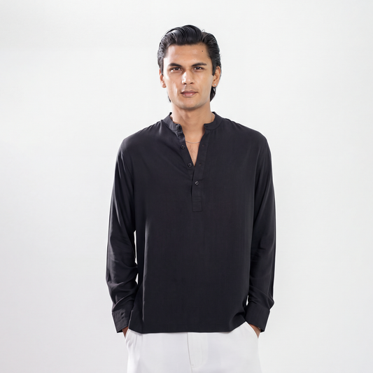 Henley Katua - Black Wooden Button